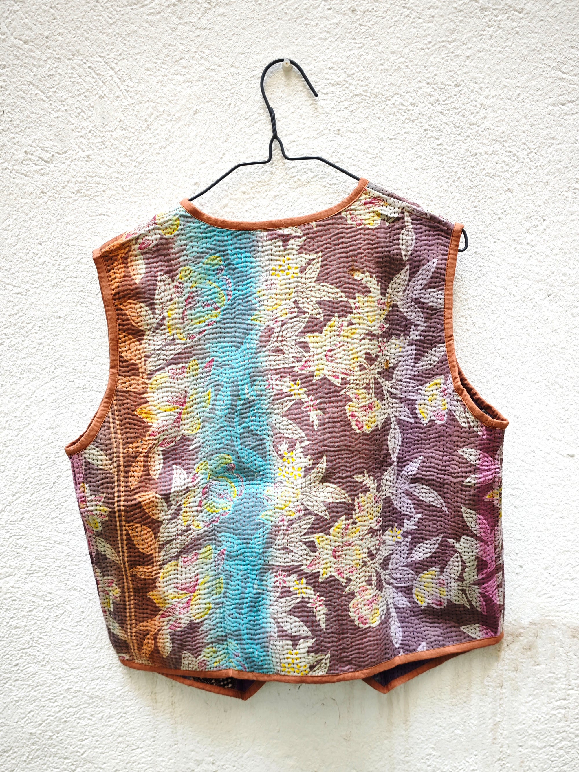 CHALECO PICOS VINTAGE KANTHA 1-2-3-4-5-6-7-8-9-10-11-12-13-14-15-16