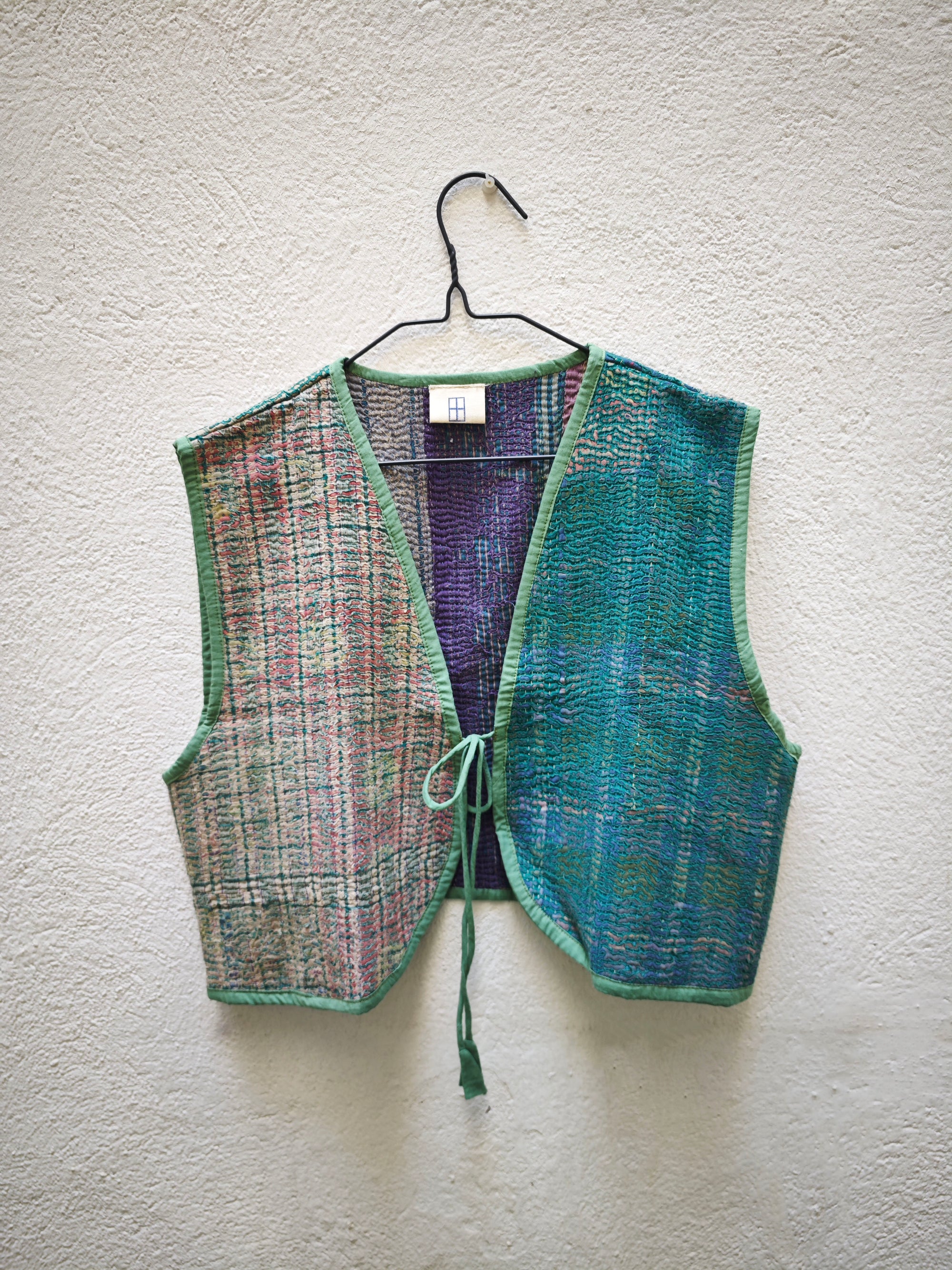 CHALECOS NUDO VINTAGE KANTHA 1-2-3-4-5-6-7-8-9-10-11