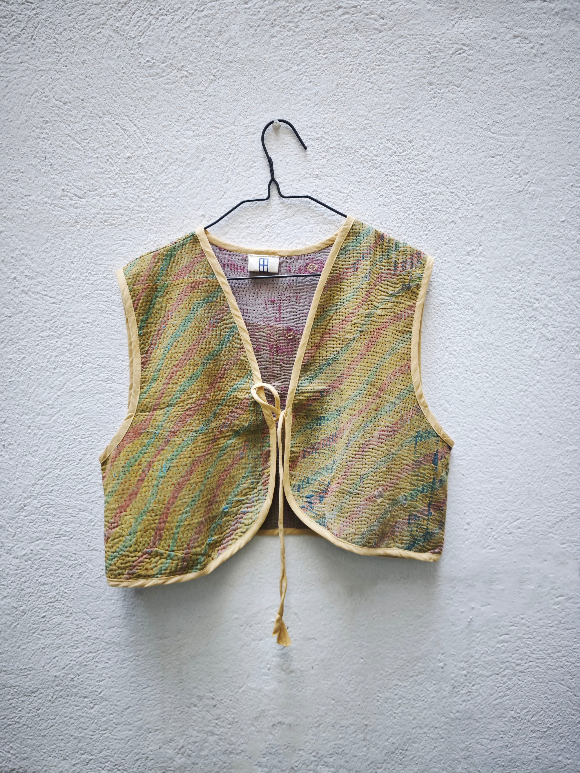 CHALECOS NUDO VINTAGE KANTHA 1-2-3-4-5-6-7-8-9-10-11