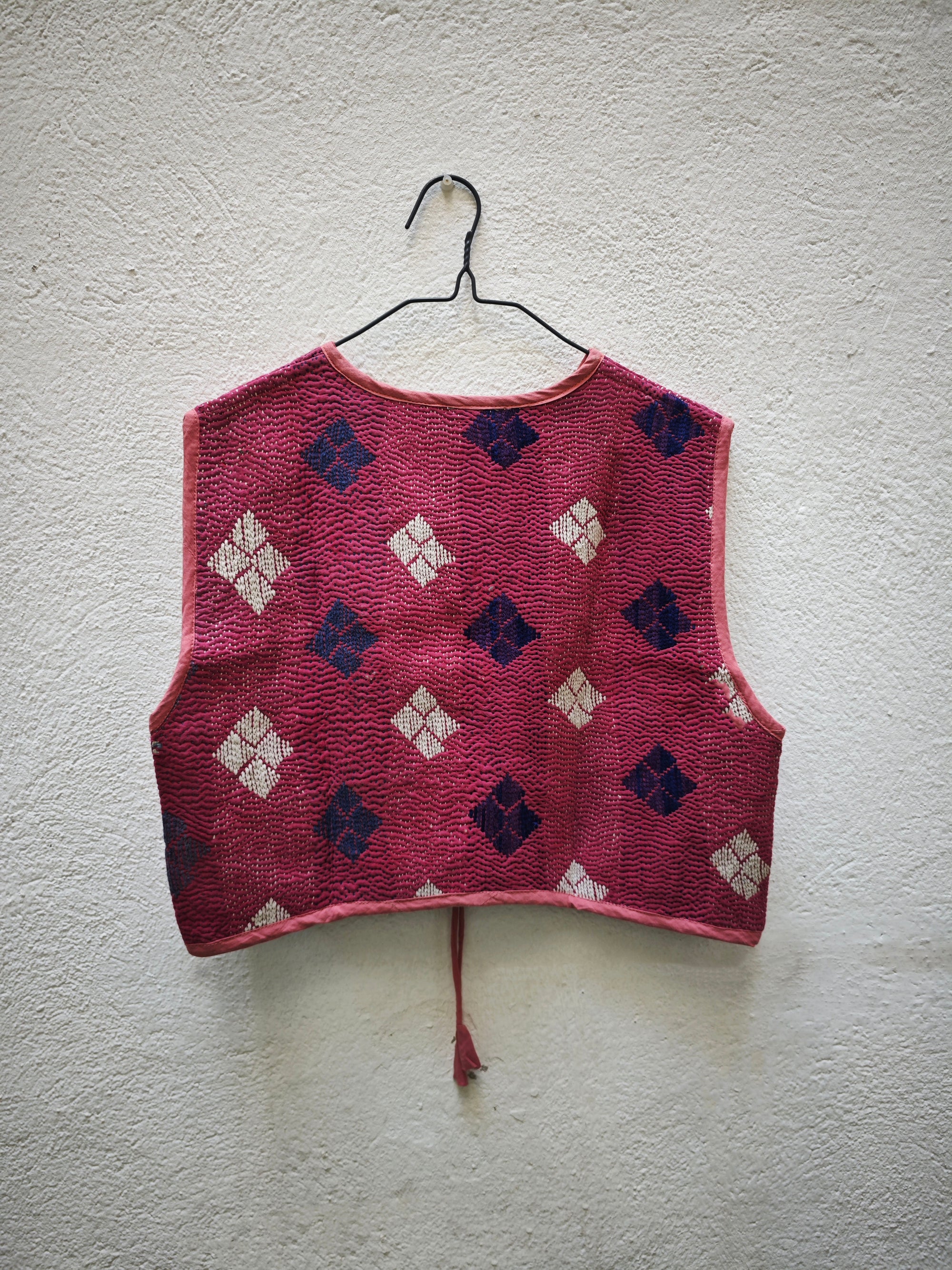 CHALECOS NUDO VINTAGE KANTHA 1-2-3-4-5-6-7-8-9-10-11