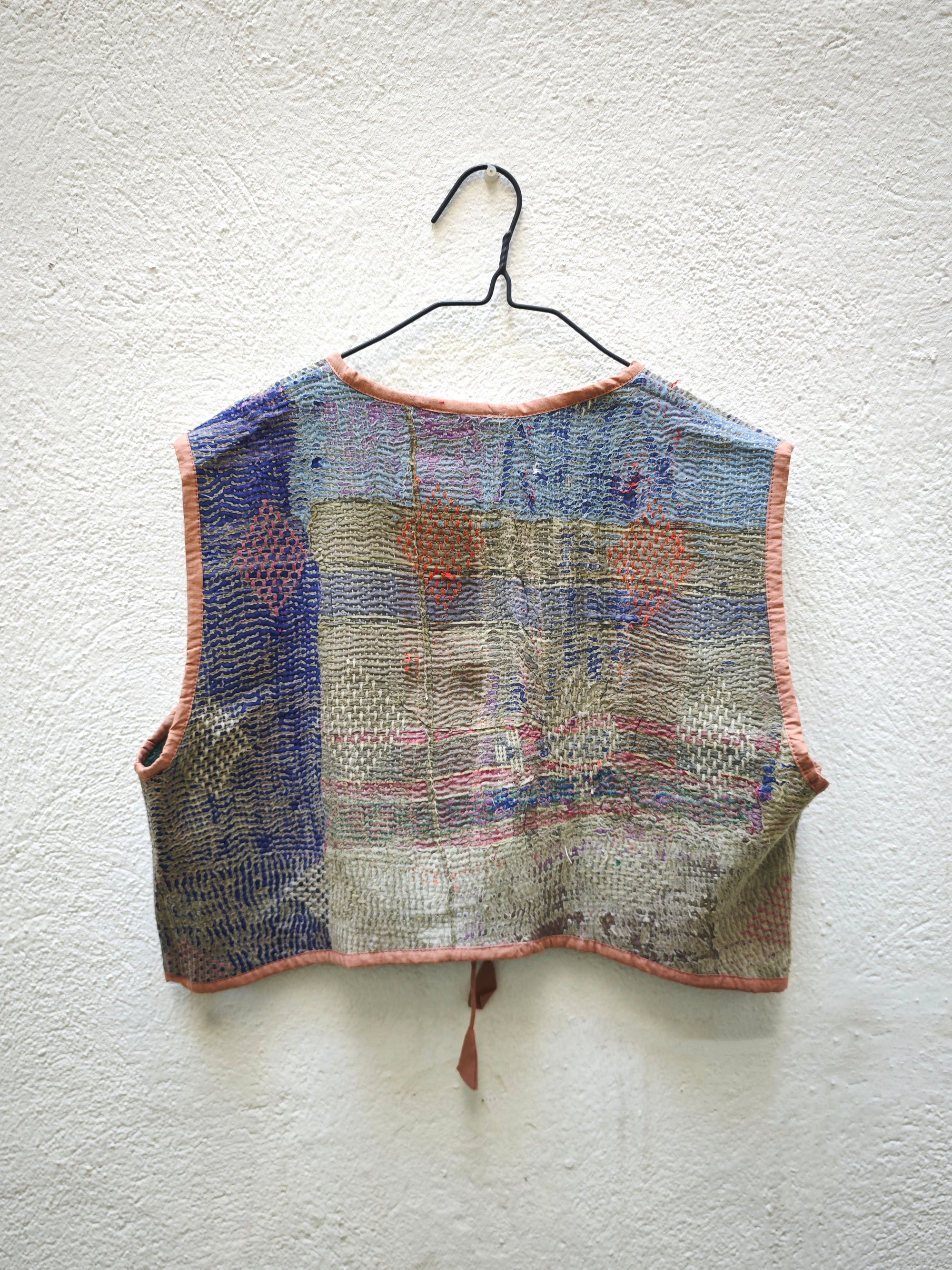 CHALECOS NUDO VINTAGE KANTHA 1-2-3-4-5-6-7-8-9-10-11