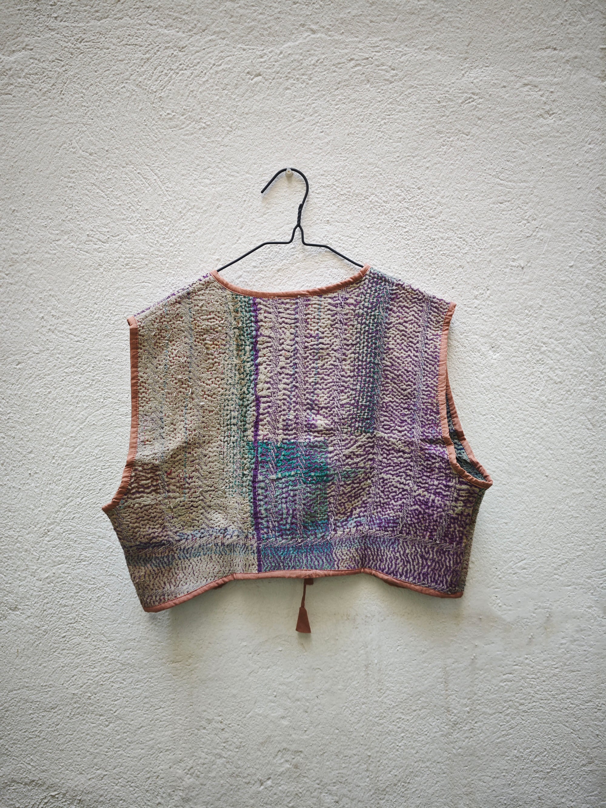 CHALECOS NUDO VINTAGE KANTHA 1-2-3-4-5-6-7-8-9-10-11