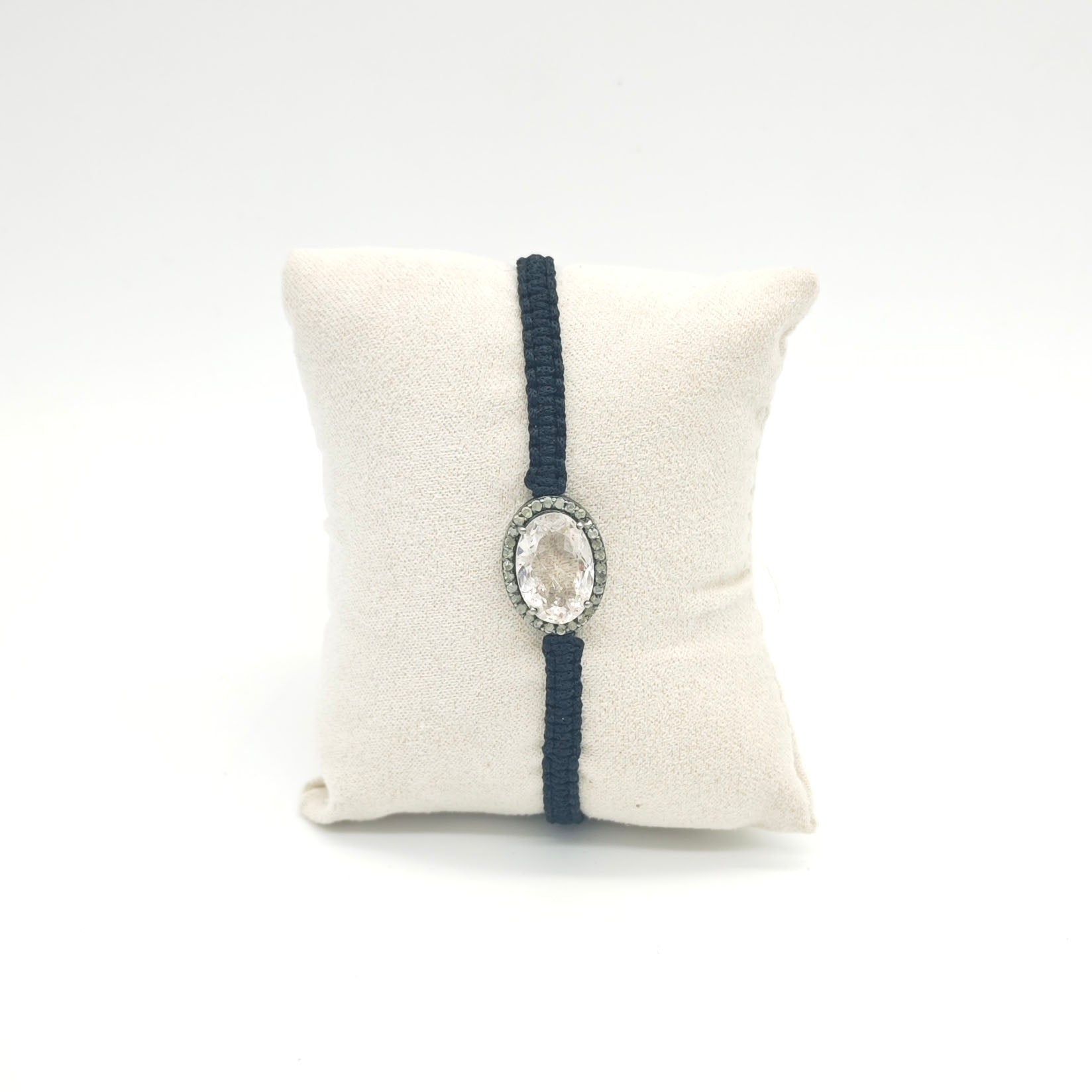 PULSERA AGUAMARINA Y DIAMANTES MACRAMÉ